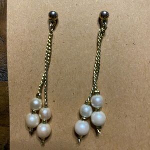 Elegant Assortment of Pearl / White Pierced Earrings Lot of 4
